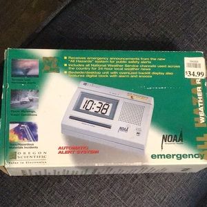 NOAA weather alert radio. New in box.